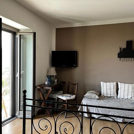 B&B La Lanterna Verbania Bagian luar foto