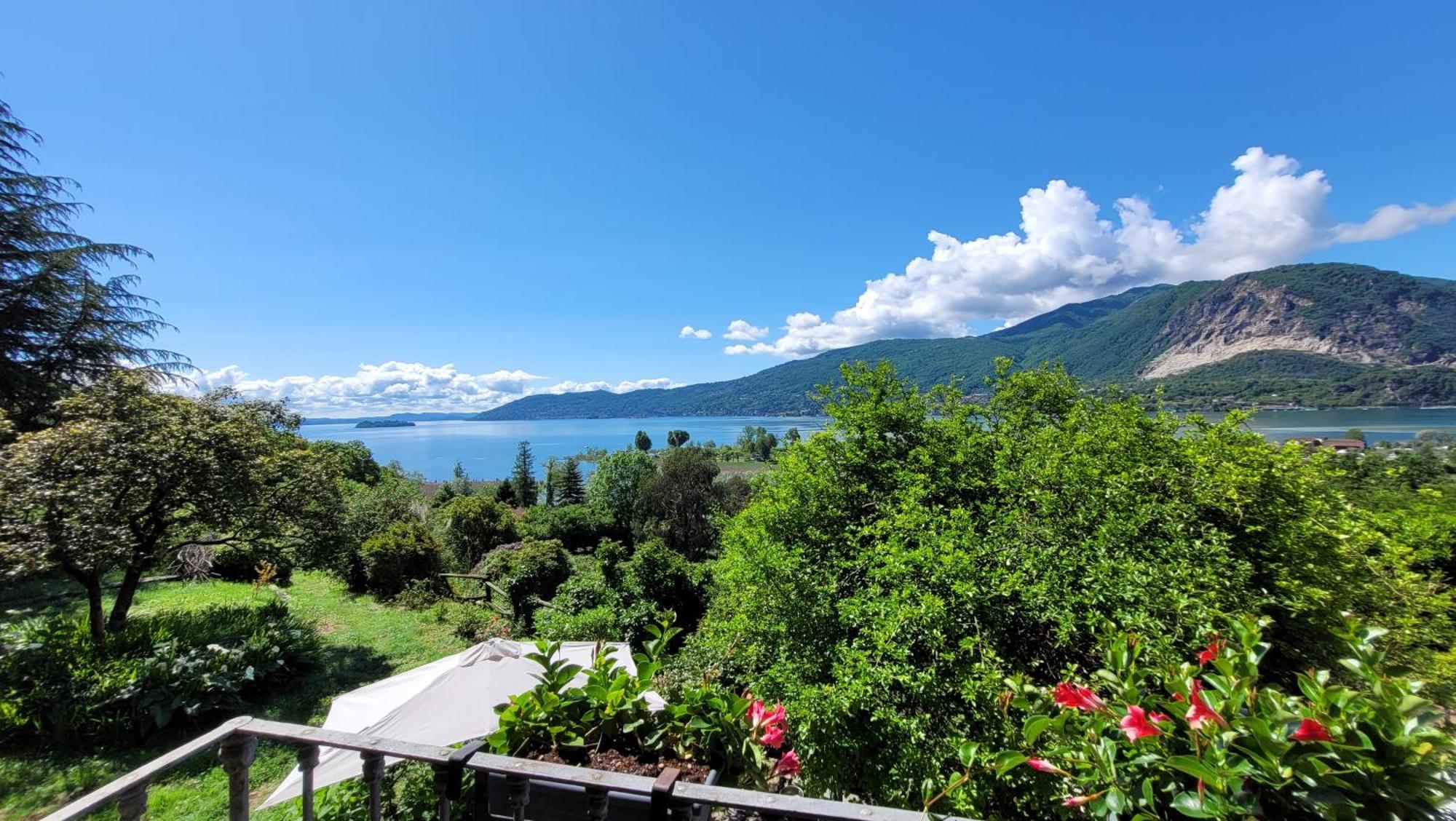 B&B La Lanterna Verbania Bagian luar foto